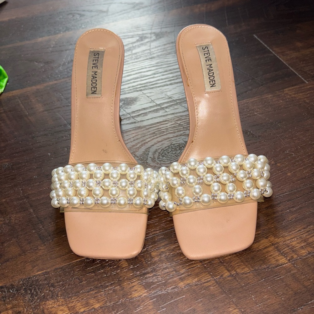 Steve Madden Pearl Embellished Nude Sandals